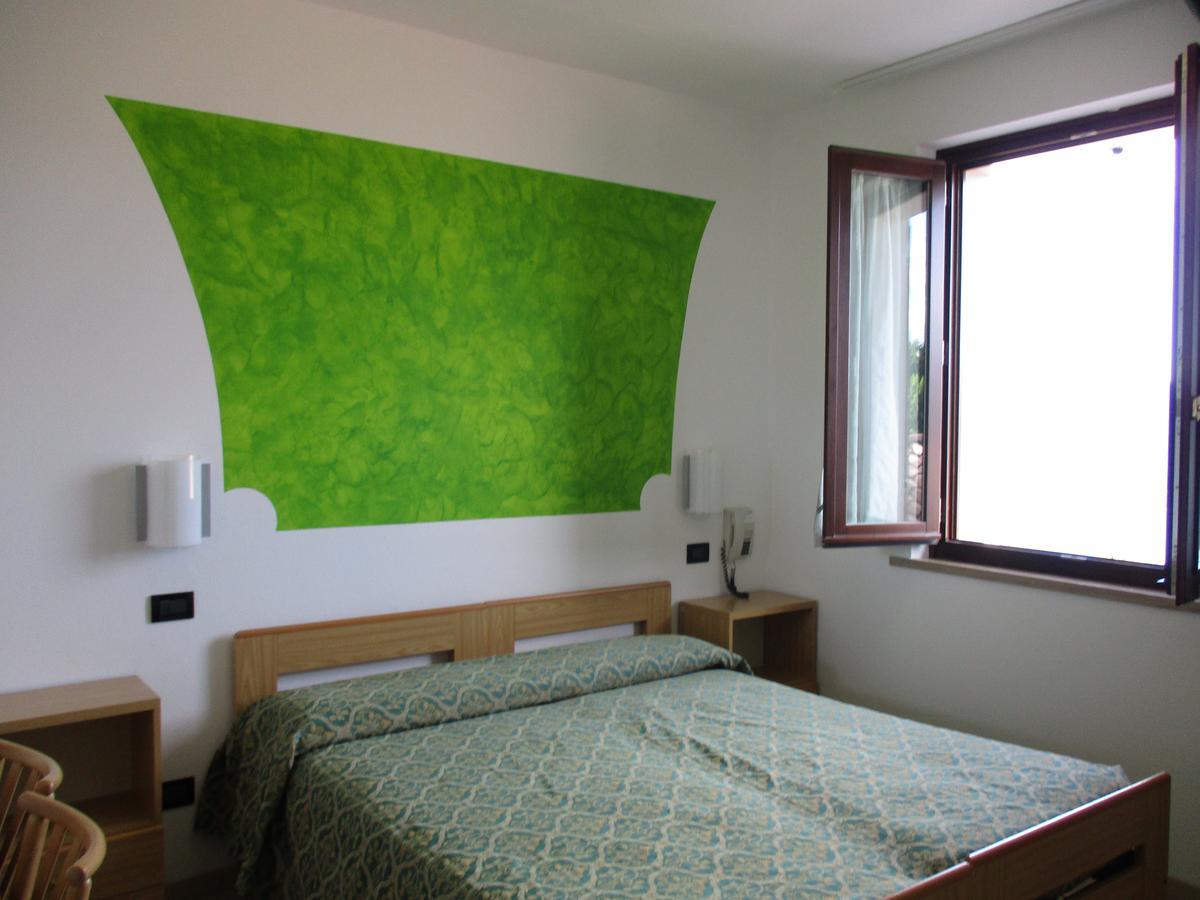 Hotel San Remo San Zeno di Montagna Exterior foto